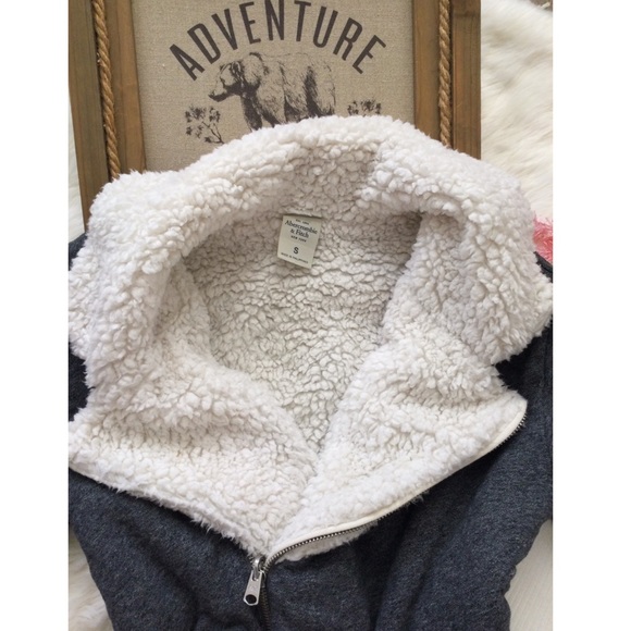SOLD🚫Abercrombie & Fitch Iron Range Sherpa - Picture 12 of 12
